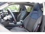 Lynk & Co 01 1.5 | Pano-dak | Carplay | N.A.P.| Stoelverwarming | Achteruitrijcamera | Keyless | Adaptive-cruise |Pilot Assist |