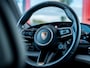 Porsche Taycan Cross Turismo 4 93 kWh | Dual View | Achteras besturing | BOSE Audio | Warmtepomp | Panoramadak | 4 +1 Zits | Carbon | Sport Chrono | Stoelverwarming | Sportstoelen 18 Voudig | 360 Camera | Leder |