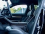 Porsche Taycan Cross Turismo 4 93 kWh | Dual View | Achteras besturing | BOSE Audio | Warmtepomp | Panoramadak | 4 +1 Zits | Carbon | Sport Chrono | Stoelverwarming | Sportstoelen 18 Voudig | 360 Camera | Leder |
