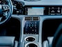 Porsche Taycan Cross Turismo 4 93 kWh | Dual View | Achteras besturing | BOSE Audio | Warmtepomp | Panoramadak | 4 +1 Zits | Carbon | Sport Chrono | Stoelverwarming | Sportstoelen 18 Voudig | 360 Camera | Leder |