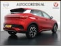 BYD Atto 3 60kWh Design SOH 100% Panoramadak Leder+Elektr.Verst. Warmtepomp Adaptieve Cruise 360°Camera Apple Carplay Android Auto Elektr.Achterklep Design Verkeersbord detectie WiFi DAB Led Rijstrooksensor Keyless Smartphone Entry Fabrieksgarantie tot 15-12-2028/150.000km Garantie op de LFP Accu tot 15-12-2030/200.000km €44.000,- Nieuw!