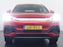 BYD Atto 3 60kWh Design SOH 100% Panoramadak Leder+Elektr.Verst. Warmtepomp Adaptieve Cruise 360°Camera Apple Carplay Android Auto Elektr.Achterklep Design Verkeersbord detectie WiFi DAB Led Rijstrooksensor Keyless Smartphone Entry Fabrieksgarantie tot 15-12-2028/150.000km Garantie op de LFP Accu tot 15-12-2030/200.000km €44.000,- Nieuw!