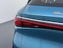 BYD Atto 3 60kWh Design SOH 98% Panoramadak Leder+Elektr.Verst. Warmtepomp Adaptieve Cruise 360°Camera Apple Carplay Android Auto Elektr.Achterklep Design Verkeersbord detectie WiFi DAB Led Rijstrooksensor Keyless Smartphone Entry Fabrieksgarantie tot 12-12-2028/150.000km Garantie op de LFP Accu tot 12-12-2030/200.000km €44.000,- Nieuw!