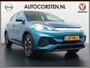 BYD Atto 3 62kWh Design SOH 98% Panoramadak Leder+Elektr.Verst. Warmtepomp Adaptieve Cruise 360°Camera Apple Carplay Android Auto Elektr.Achterklep Design Verkeersbord detectie WiFi DAB Led Rijstrooksensor Keyless Smartphone Entry Fabrieksgarantie tot 12-12-2028/150.000km Garantie op de LFP Accu tot 12-12-2030/200.000km €44.000,- Nieuw!