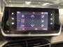 Peugeot 2008 1.2 PureTech Allure Camera | Afneembare Trekhaak | Stoelverwarming | Leder/Stof | Cruise | Climate | Keyless | Achteruitrijcamera | Airco (automatisch) | Cruise control