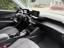 Peugeot 2008 1.2 PureTech Allure Pack Automaat, NW-Distributie Parelmoer Lak, LED, Camera, Halfleder, Stoelverwarming