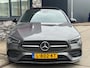 Mercedes-Benz CLA 200 AMG PANO l SFEER l MATRIX l KEYLESS l CAMERA l SOUND l EL- STOEL l TREKHAAK l ORG.NL l 1e EIG