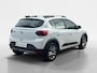 Dacia Sandero 100PK TCe Bi-Fuel Stepway Expression | Trekhaak (1100 KG) | Camera | Navi | Parkeersensoren | Climate Control | Stoelverwarming | Apple CarPlay/Android Auto | Cruise Control | Armsteun |