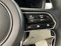 Mazda CX-60 2.5 e-SkyActiv PHEV Takumi Stoelverwarming en Ventilatie | Elek. Stoelen | Esdoorn interieurafwerking  | Achteruitrijcamera | Apple Carplay/Android Auto|telefoonintegratie premium | Cruise control adaptief met Stop&Go en stuurhulp