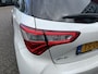 Toyota Yaris 1.5 Hybrid Bi-Tone Plus | Panoramadak | Cruise control | Climate