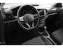 Volkswagen T-Cross 1.0 TSI 110pk DSG Life Volkswagen T-Cross 1.0 TSI DSG Life | Navigatie | Adaptive Cruise Control | Lane/Side Assist | Camera | Lichtmetalen Velgen | DAB | Stoelverwarming |