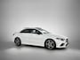 Mercedes-Benz A-klasse 250 Premium Plus AMG-Line (Dealer OnderH, Panorama, Sfeerverlichting, Camera, StoelV, PDC V+A, Etc)