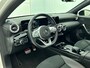 Mercedes-Benz A-klasse 250 Premium Plus AMG-Line (Dealer OnderH, Panorama, Sfeerverlichting, Camera, StoelV, PDC V+A, Etc)