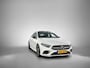 Mercedes-Benz A-klasse 250 Premium Plus AMG-Line (Dealer OnderH, Panorama, Sfeerverlichting, Camera, StoelV, PDC V+A, Etc)