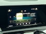 Mercedes-Benz A-klasse 250 Premium Plus AMG-Line (Dealer OnderH, Panorama, Sfeerverlichting, Camera, StoelV, PDC V+A, Etc)
