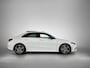 Mercedes-Benz A-klasse 250 Premium Plus AMG-Line (Dealer OnderH, Panorama, Sfeerverlichting, Camera, StoelV, PDC V+A, Etc)