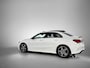 Mercedes-Benz A-klasse 250 Premium Plus AMG-Line (Dealer OnderH, Panorama, Sfeerverlichting, Camera, StoelV, PDC V+A, Etc)