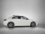 Mercedes-Benz A-klasse 250 Premium Plus AMG-Line (Dealer OnderH, Panorama, Sfeerverlichting, Camera, StoelV, PDC V+A, Etc)