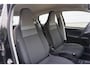 Volkswagen Up! 1.0 60pk | Achteruitrijcamera | Parkeersensoren Achter | Cruise control | DAB |
