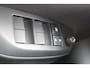 Mazda 2 Hybrid 1.5 Agile Toyota Yaris l Apple Carplay/ Android auto l Keyless l Automaat l Cruise control l Stuur- en Stoelverwarming VDL auto
