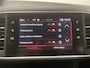 Peugeot 308 SW 1.2i 131pk PureTech GT 96kw Carplay / Trekhaak / Panoramadak / Cruise Control
