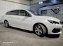 Peugeot 308 SW 1.2i 131pk PureTech GT 96kw Carplay / Trekhaak / Panoramadak / Cruise Control