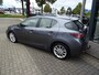 Lexus CT 200h Hybrid | AUTOMAAT | DEALER ONDERHOUDEN | TREKHAAK | LEDER | CRUISE CONTROL | CAMERA | NAVIGATIE | VIERSEIZOENEN BANDEN |