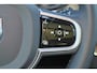 Volvo XC60 T6 Plug-in hybrid AWD Ultra Dark - Luchtvering - Panorama/schuifdak - IntelliSafe Assist & Surround - 360º Camera - Harman/Kardon audio - Adaptieve LED koplampen - Nappaleder - Verwarmde voorstoelen, stuur & achterbank - Stoelventilatie - Parkeersensoren voor & achter - Elektr. bedienb. voorstoelen met geheugen - Draadloze tel. lader - 22' LMV