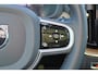 Volvo XC60 T6 Plug-in hybrid AWD Ultra Dark - Luchtvering - Panorama/schuifdak - IntelliSafe Assist & Surround - 360º Camera - Harman/Kardon audio - Adaptieve LED koplampen - Nappaleder - Verwarmde voorstoelen, stuur & achterbank - Stoelventilatie - Parkeersensoren voor & achter - Elektr. bedienb. voorstoelen met geheugen - Draadloze tel. lader - 22' LMV