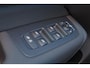 Volvo XC60 T6 Plug-in hybrid AWD Ultra Dark - Luchtvering - Panorama/schuifdak - IntelliSafe Assist & Surround - 360º Camera - Harman/Kardon audio - Adaptieve LED koplampen - Nappaleder - Verwarmde voorstoelen, stuur & achterbank - Stoelventilatie - Parkeersensoren voor & achter - Elektr. bedienb. voorstoelen met geheugen - Draadloze tel. lader - 22' LMV
