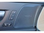 Volvo XC60 T6 Plug-in hybrid AWD Ultra Dark - Luchtvering - Panorama/schuifdak - IntelliSafe Assist & Surround - 360º Camera - Harman/Kardon audio - Adaptieve LED koplampen - Nappaleder - Verwarmde voorstoelen, stuur & achterbank - Stoelventilatie - Parkeersensoren voor & achter - Elektr. bedienb. voorstoelen met geheugen - Draadloze tel. lader - 22' LMV