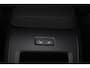Volvo XC60 T6 Plug-in hybrid AWD Ultra Dark - Luchtvering - Panorama/schuifdak - IntelliSafe Assist & Surround - 360º Camera - Harman/Kardon audio - Adaptieve LED koplampen - Nappaleder - Verwarmde voorstoelen, stuur & achterbank - Stoelventilatie - Parkeersensoren voor & achter - Elektr. bedienb. voorstoelen met geheugen - Draadloze tel. lader - 22' LMV