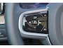Volvo XC60 T6 Plug-in hybrid AWD Ultra Dark - Luchtvering - Panorama/schuifdak - IntelliSafe Assist & Surround - 360º Camera - Harman/Kardon audio - Adaptieve LED koplampen - Nappaleder - Verwarmde voorstoelen, stuur & achterbank - Stoelventilatie - Parkeersensoren voor & achter - Elektr. bedienb. voorstoelen met geheugen - Draadloze tel. lader - 22' LMV