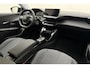 Peugeot 208 Hybrid e-DCS6 Allure 100 PK | Automaat | Parkeersensor rondom | Camera | Mirror Screen | Adaptieve Cruise Control | Airco | 1e eigenaar