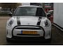 MINI Cooper Mini 1.5 Camden Go Edition Stoelverwarming l Apple carplay/ Android auto l Cruise control l Sfeerverlichting VDL auto