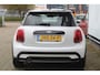 MINI Cooper Mini 1.5 Camden Go Edition Stoelverwarming l Apple carplay/ Android auto l Cruise control l Sfeerverlichting VDL auto
