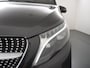Mercedes-Benz V-klasse 300d DC 4MATIC AMG / Avantgarde L2 | Panorama - Schuifdak | Trekhaak Afneembaar | 360° Camera | Sfeerverlichting | Stoelverwarming | Elektrische Schuifdeuren |