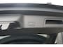 Land Rover Range Rover Evoque 1.5 P300e AWD SE | Elektrische trekhaak | Meridian surround |