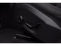 Volvo XC60 T6 350PK Automaat AWD Ultra Dark / Head-up display / Trekhaak/ Harman Kardon audio / Panoramadak / BLIS / Elektrisch bedienbare voorstoelen / Memory seats / Verwarmbare stoelen / Keyless entry /