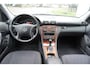 Mercedes-Benz C-klasse 2.0 C180 SEDAN AUT Classic Export