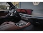 BMW X5 xDrive50e | ADAPTIVE CRUISE | MASSAGE | STOELVERWARMING & VERKOELING | 360 CAMERA | TREKHAAK | CARPLAY | MEMORY SEATS | PANO | STUURVERWARMING | HEAD UP |