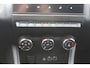Renault Captur 1.0 TCe 90 Evolution All weather banden l Keyless l LED l Parkeercamera achter l Parkeersensoren voor en achter l Apple carplay / Android auto