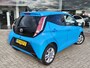Toyota Aygo 1.0 VVT-i x-joy | DAB | Navi | Achteruitrijcamera | Lichtmetaal