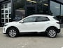 Kia Stonic 1.0 T-GDi MHEV DynamicPlusLine Snel leverbaar | Stoel/Stuurwielverwarming | Keyless | Navigatie | Parkeercamera | Climate control