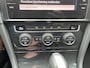 Volkswagen E-Golf E-DITION Navigatie / Parkeersensoren / Voorruitverwarming / LED / Clima / 17"LM State of Health accu = 90%
