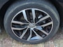 Volkswagen E-Golf E-DITION Navigatie / Parkeersensoren / Voorruitverwarming / LED / Clima / 17"LM