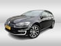 Volkswagen E-Golf E-DITION Navigatie / Parkeersensoren / Voorruitverwarming / LED / Clima / 17"LM State of Health accu = 90%