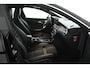 Mercedes-Benz CLA 180 AMG Night Edition Plus (PARKEERSENSOREN, STOELVERWARMING, CRUISE CONTROL, NAVIGATIE)