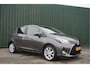 Toyota Yaris 1.5 Hybrid Dynamic + Airco/ Camera/ Navi/ Cruise/ Keyless/ Garantie!