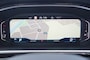Volkswagen T-Roc 1.5 TSI DSG R-Line 150pk / Trekhaak wegklb./Panodak/ Navi Pro/ IQ LED/19 Inch LM/Camera